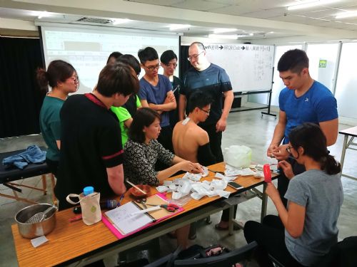 名師講座【經絡穴位與三伏貼製作】 名師講座【經絡穴位與三伏貼製作】