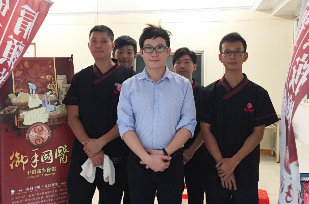 永康肩頸按摩免費體驗,現場民眾踴躍參與! 永康肩頸按摩免費體驗,現場民眾踴躍參與!